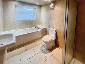 Bathroom - click for photo gallery